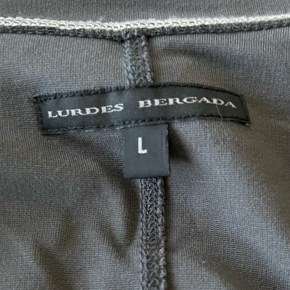 LURDES BERGADA Tailored Asymmetrical Viscose jacket - Picture 8 of 10